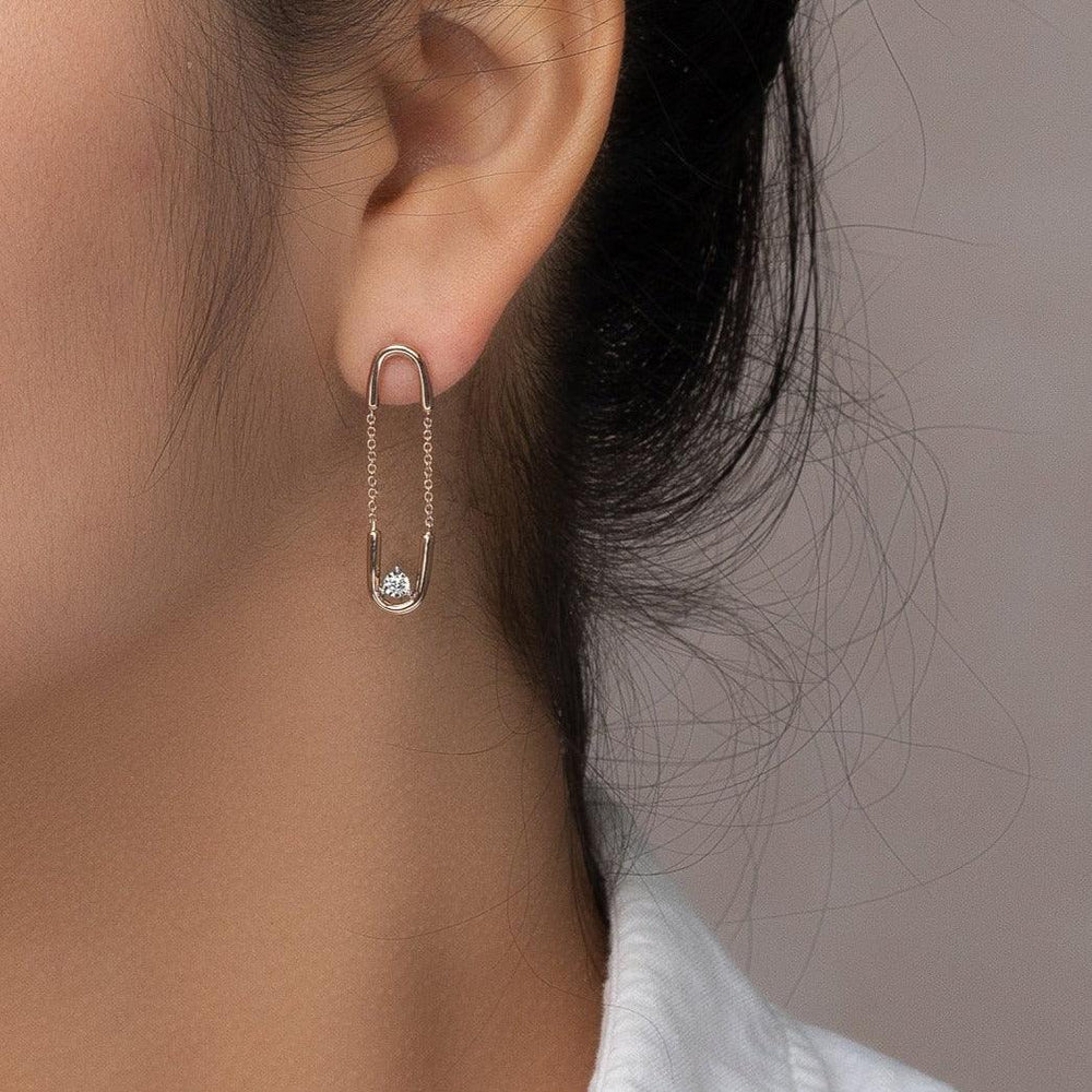 Paperclip Dangling Diamond Earrings-2