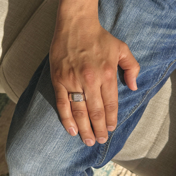 Classic Mens Diamond Gold Ring