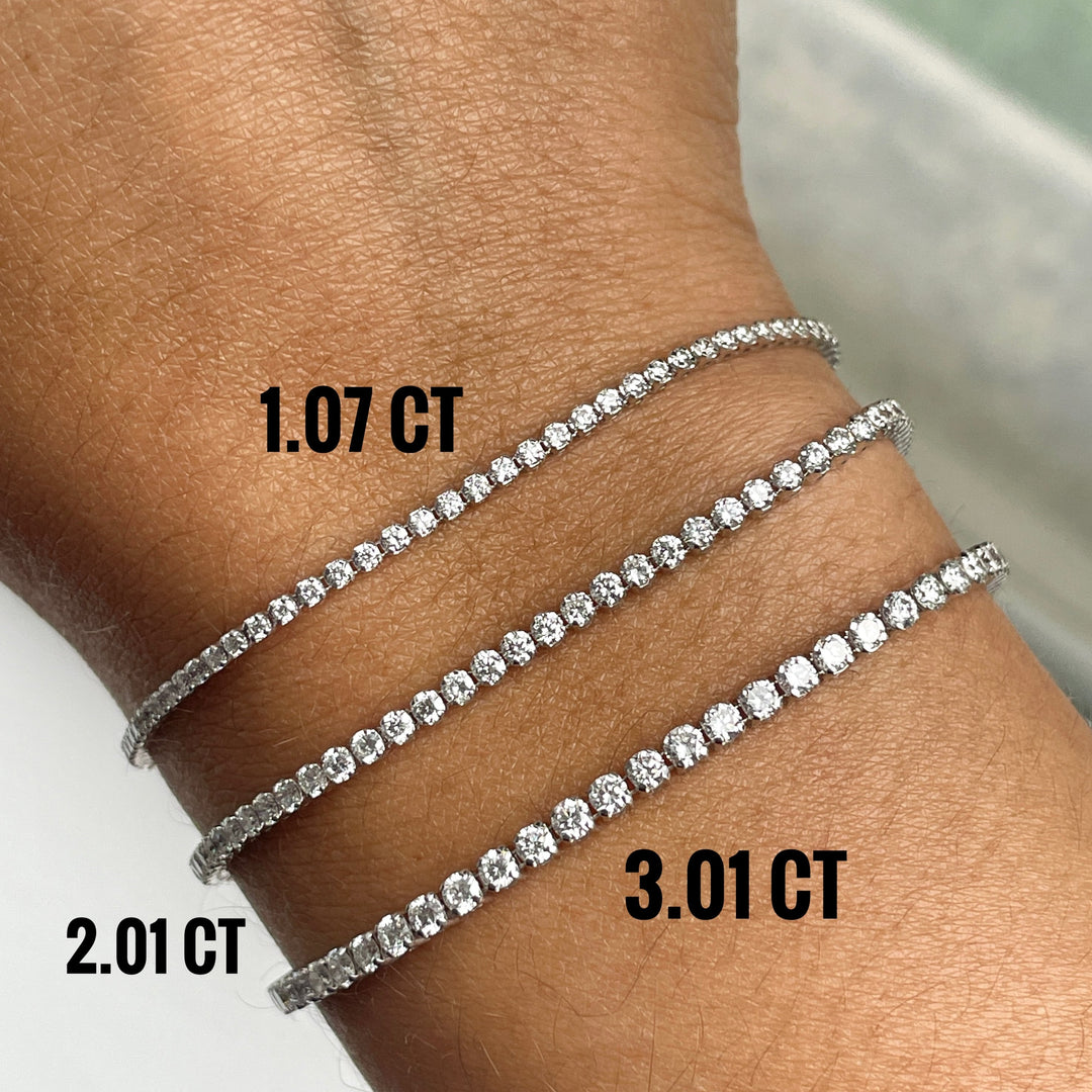 Lightweight Diamond Tennis Bracelet in different sizes