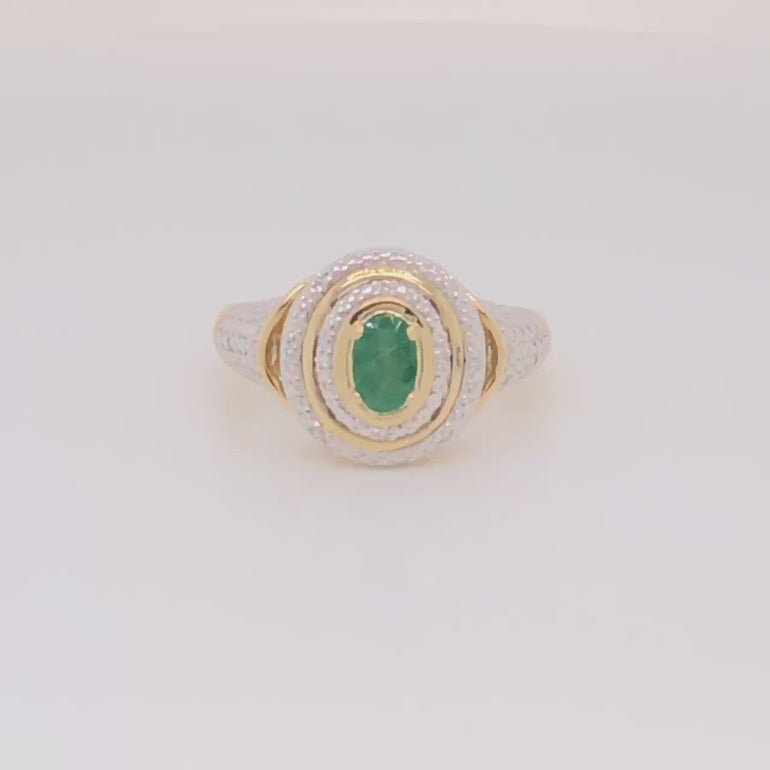 emerald ring, vintage ring, gemstone rings engagement